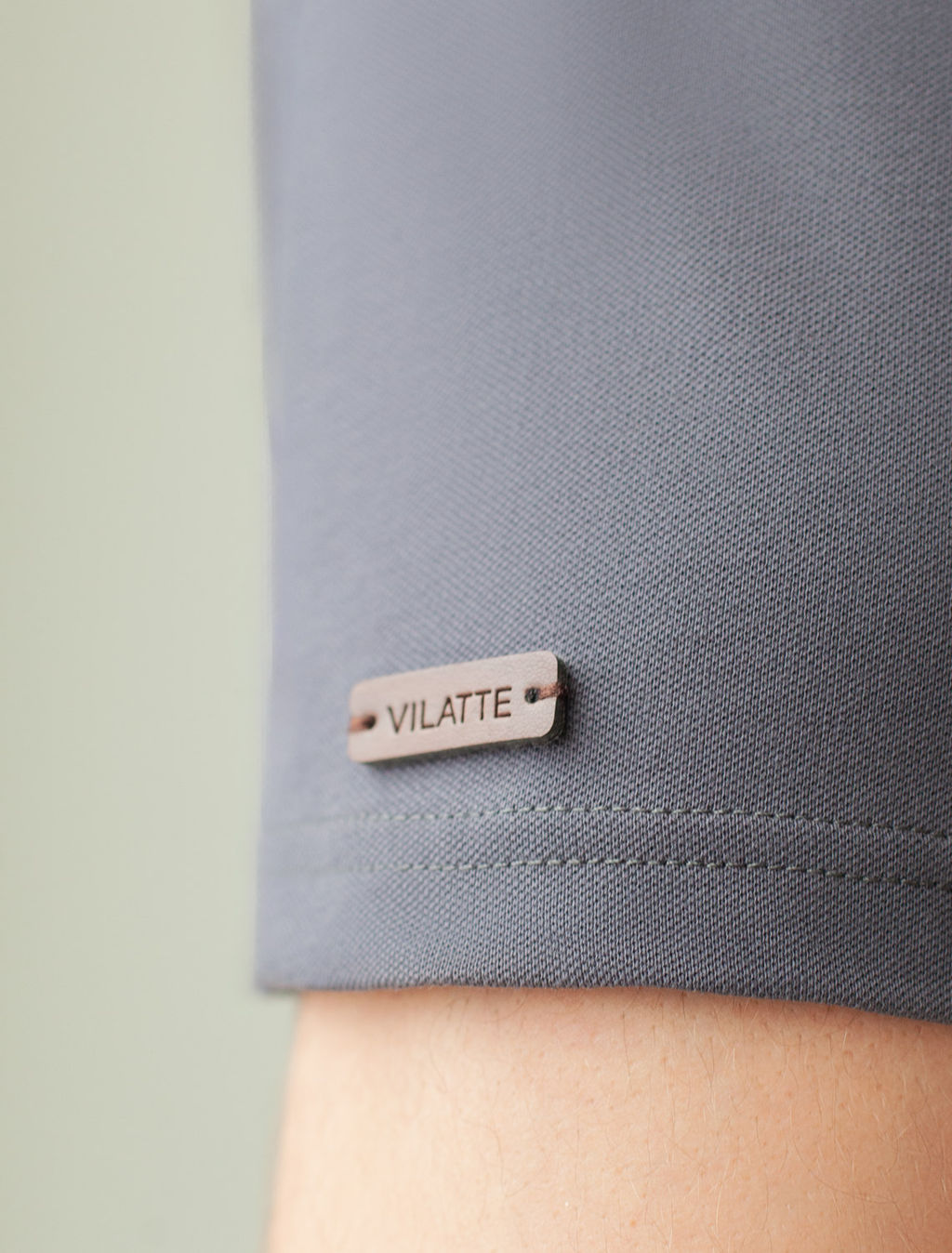 Футболка-поло из фактурного трикотажа - Vilatte фото 6