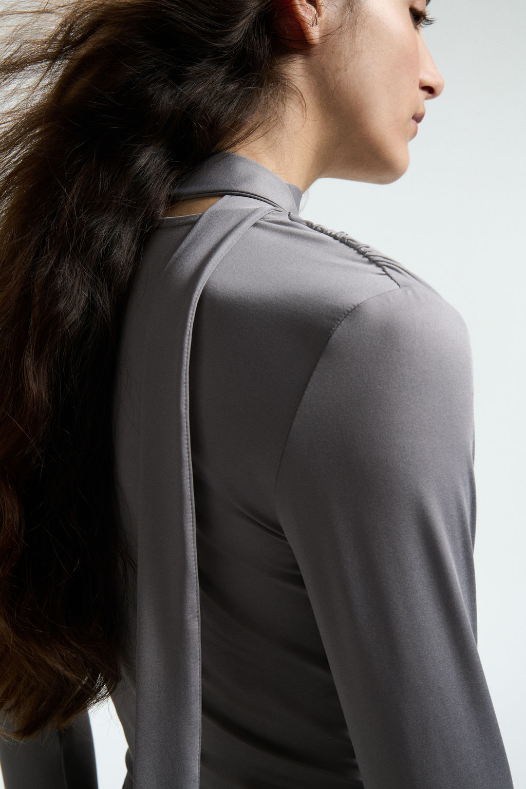 Top con detalle de fular - H&m фото 4