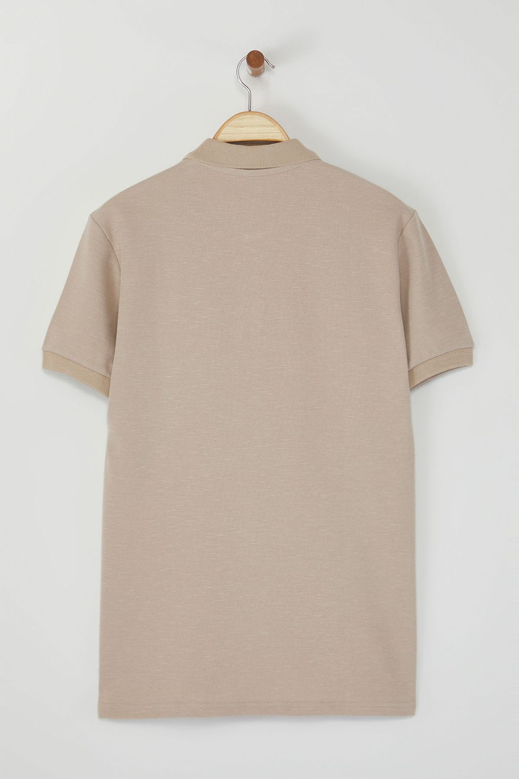 Siyah Regular/Normal Kesim Kal?n Dokulu Etiket Detayl? TMNSS25PO00002