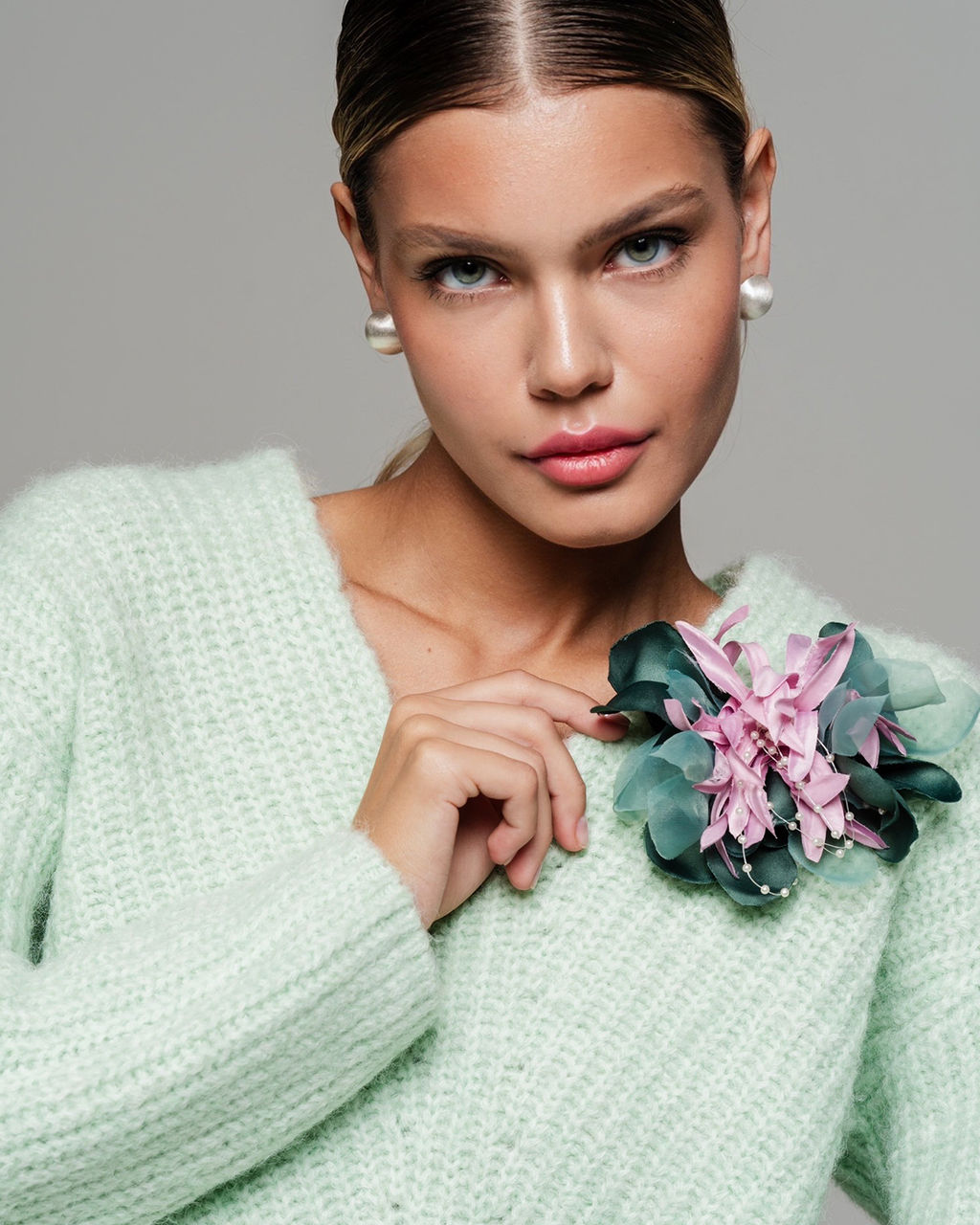 Объемная брошь из органзы - Sahar art lab фото 4