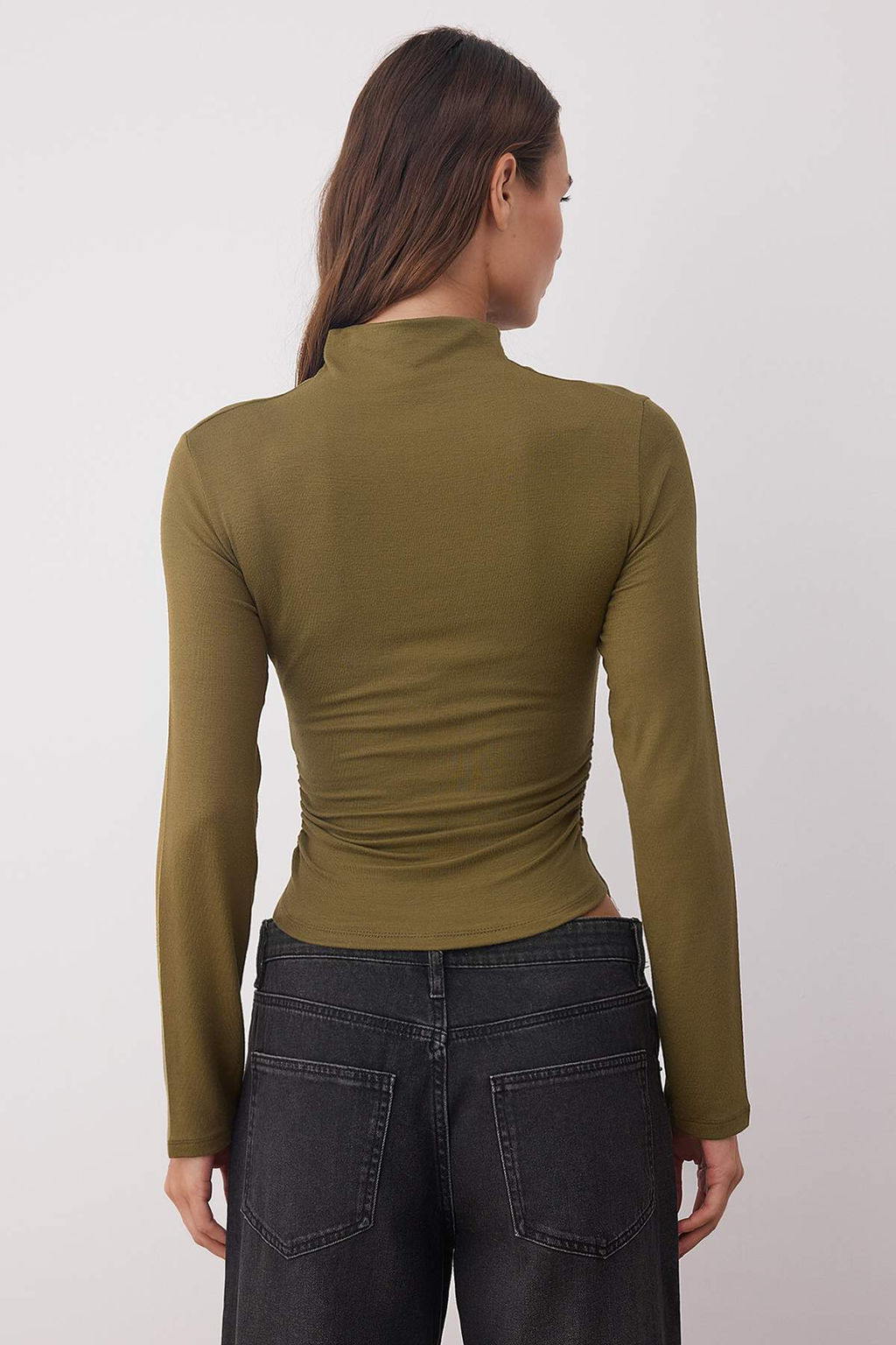 Haki Fitted Buzgu/Drape Detayl? Dik Yaka Orme Bluz TWOAW25BZ00145