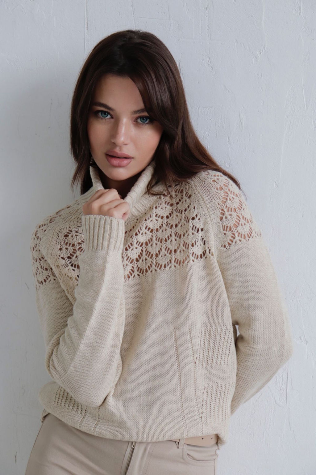 10294 Свитер с ажурной кокеткой бежевый - Martichelli фото 30