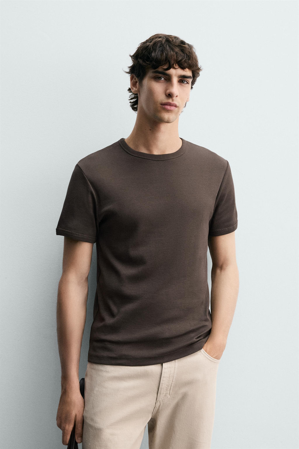 CAMISETA REGULAR FIT RIB / Marr?n