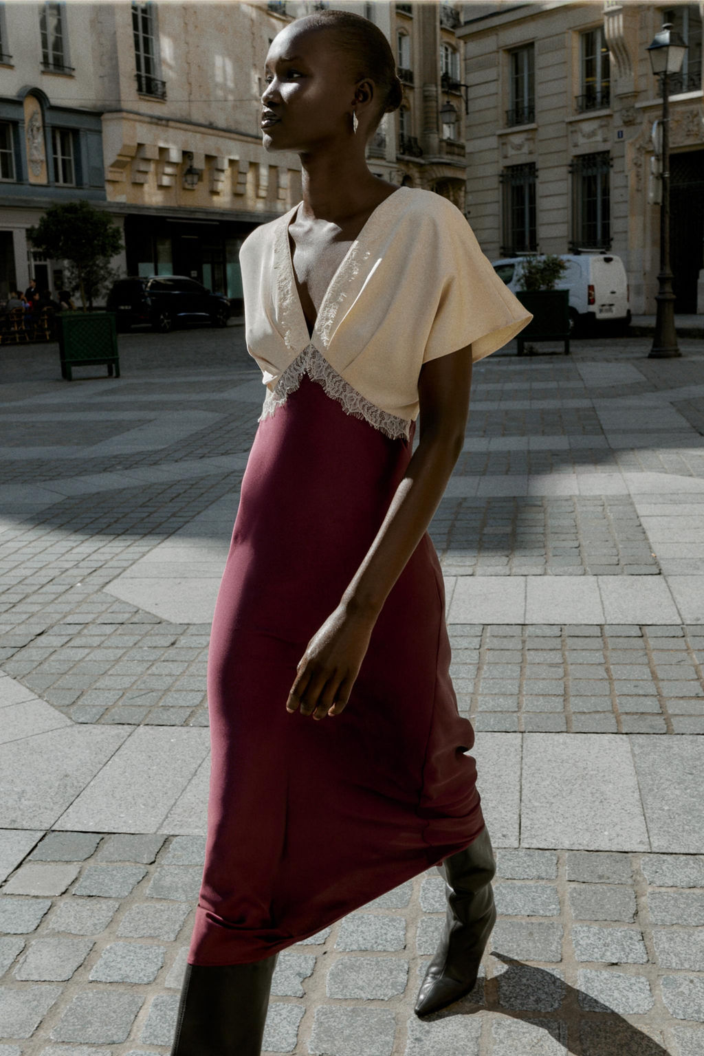 SATIN MIDI DRESS WITH LACE TRIM - Zara фото 4