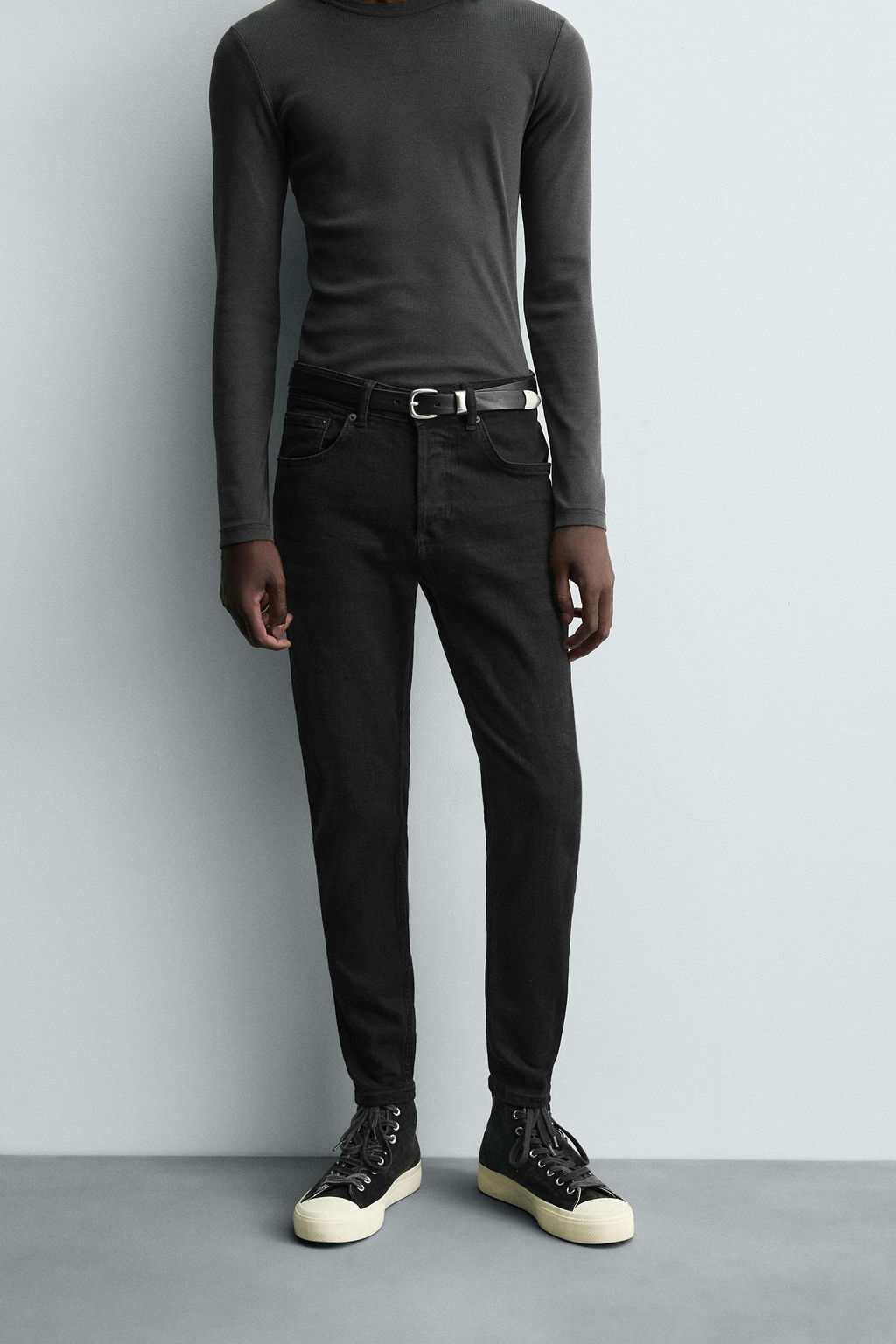JEANS SKINNY CROPPED FIT / Negro - Zara фото 2