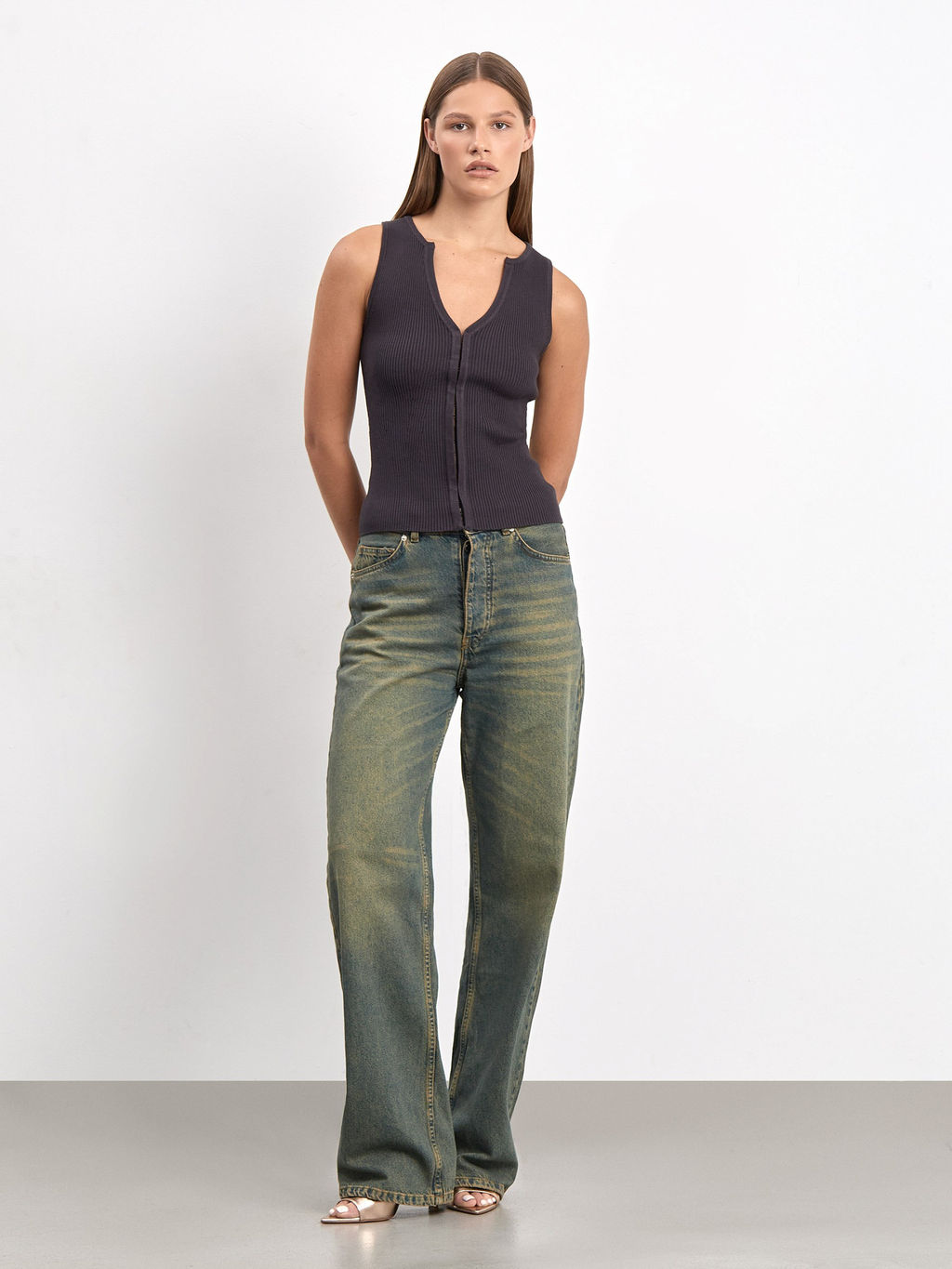 EMKA / Трикотажный топ на крючках  фото 3