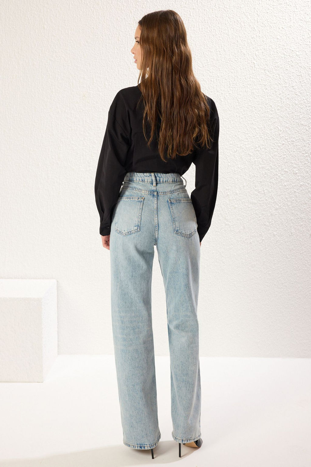 Ac?k Mavi Yuksek Bel Wide Leg Jeans TWOSS25JE00058 - Trendyolmilla фото 5