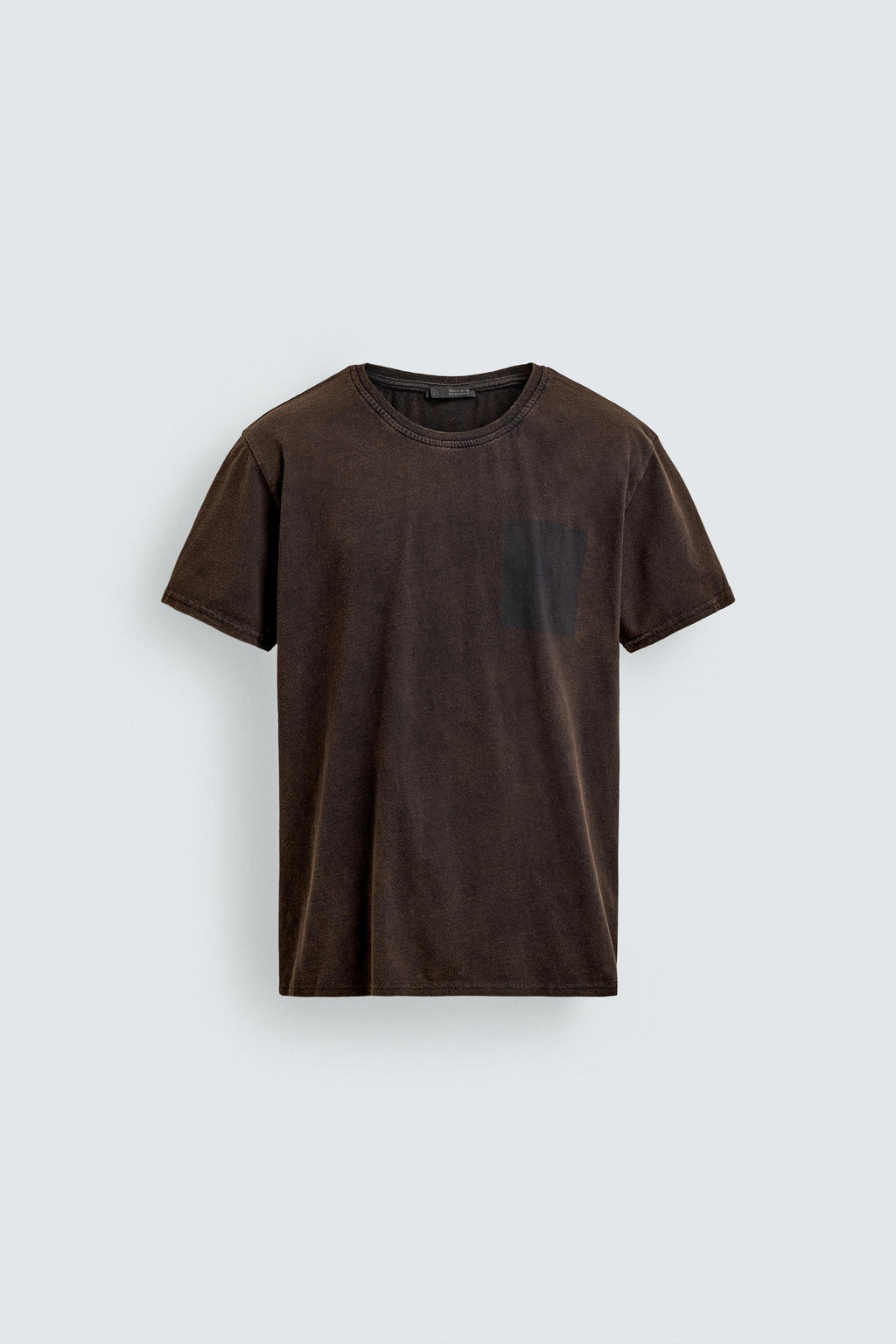 CAMISETA LAVADA TEXTO ESTAMPADO / Marr?n