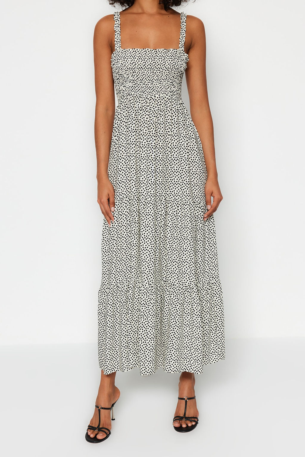 Beyaz Puantiyeli Duz Kesim Ask?l? Kare Yaka Gipe Detayl? Dokuma Midi Elbise TWOSS23EL02444