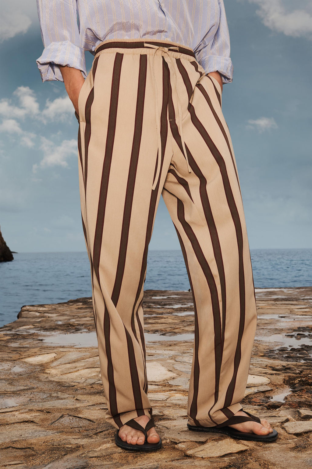LIMITED EDITION STRIPED RELAXED FIT TROUSERS - Zara фото 3