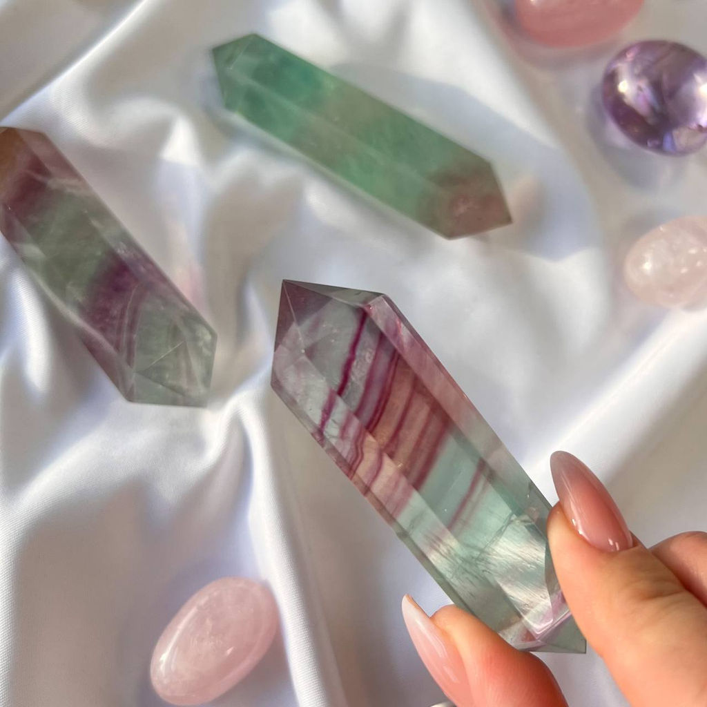 Кристалл двухконечный из Флюорита - Радуга самоцветов фото 3
