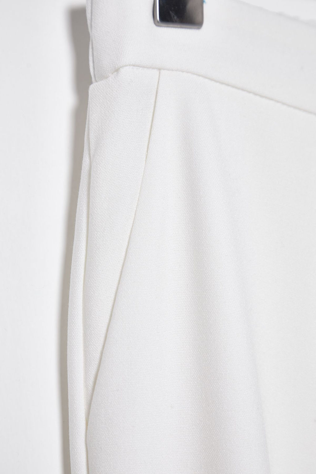 TRENDYOLMILLA Beyaz Arkas? Lastikli Wide Leg/Genis Paca Dusuk Bel Dokuma Pantolon TWOSS25PL00021  фото 8