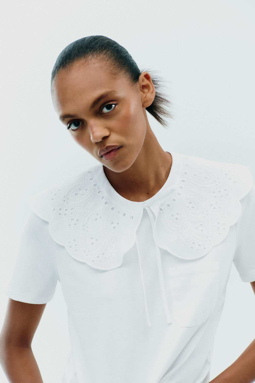 EMBROIDERED PETER PAN COLLAR T-SHIRT - Zara фото 9