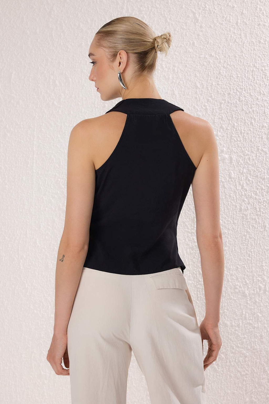 Siyah Modal Kruvaze Dokuma Bluz TWOSS25BZ00363