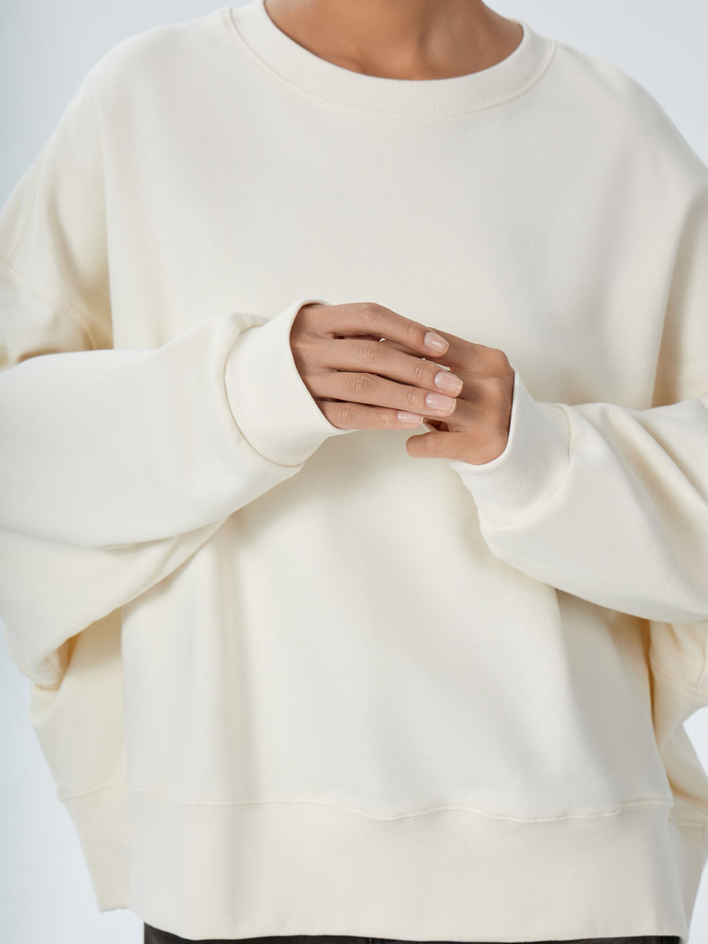 Свитшот женский молочный - Mark formelle фото 5