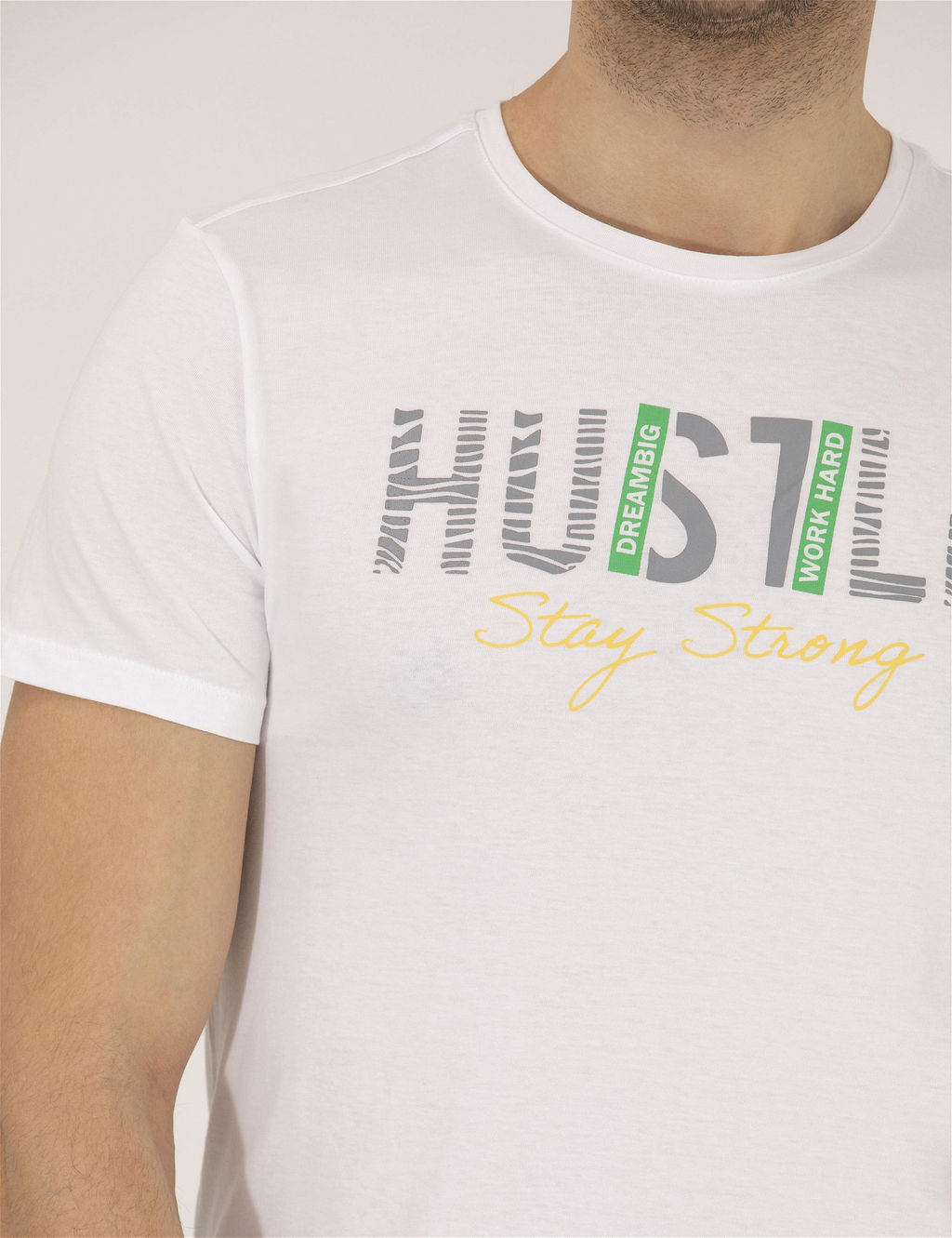 Beyaz Slim Fit Bask_l_ Bisiklet Yaka Ti__rt