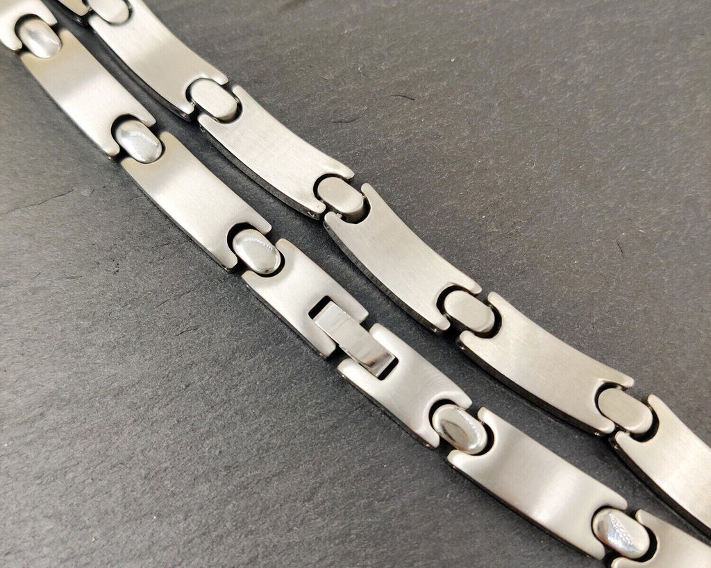 Колье из стали