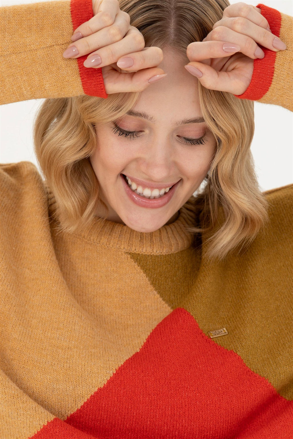 Женский свитер песочного цвета с круглым вырезом Неожиданная скидка в корзине - U.s. polo assn фото 3