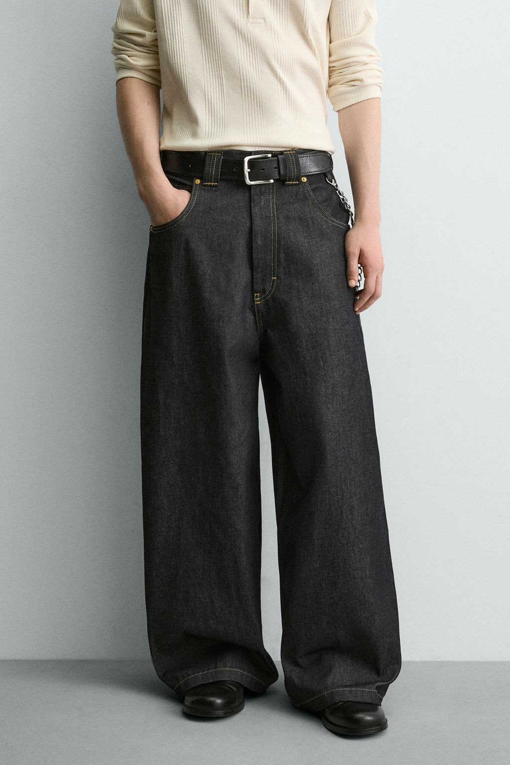 RELAXED FIT TROUSERS WITH CHAIN - Zara фото 21