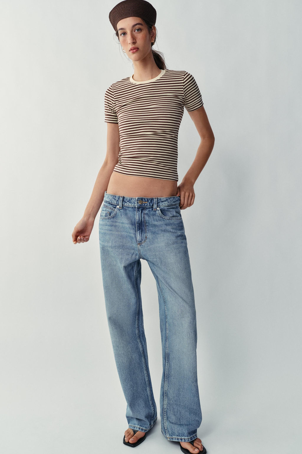 CAMISETA MINIMAL MANGA CORTA / Rayas marrones
