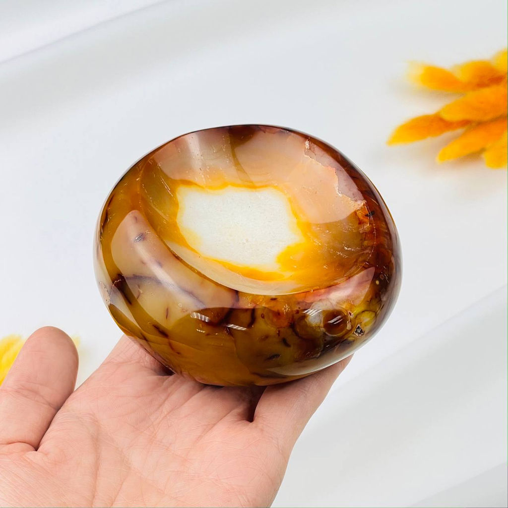 Чаша из Сердолика