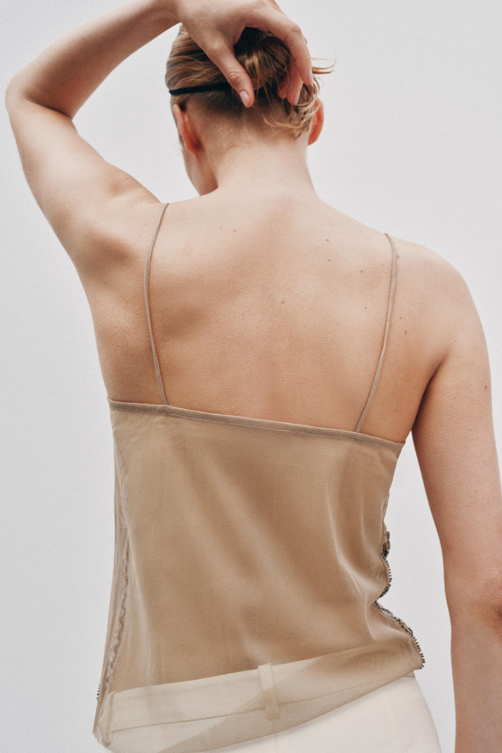 TOP TUL ABALORIOS LENTEJUELAS / Dorado - Zara фото 3