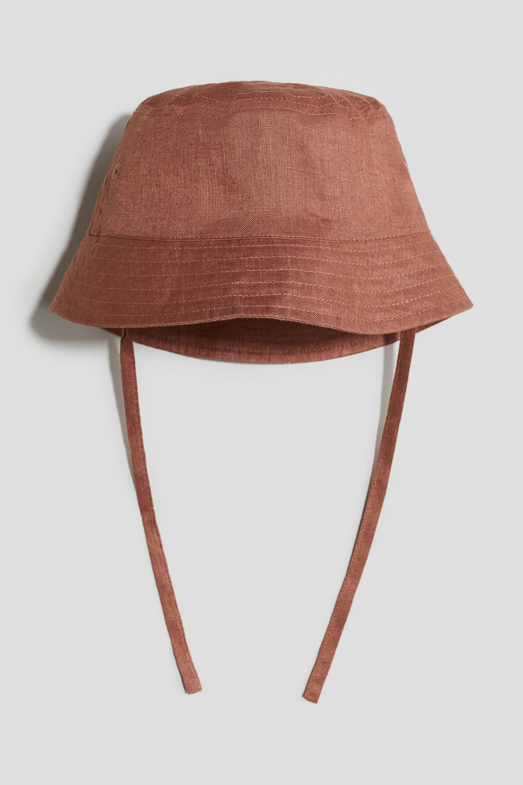 Gorro de lino para el sol