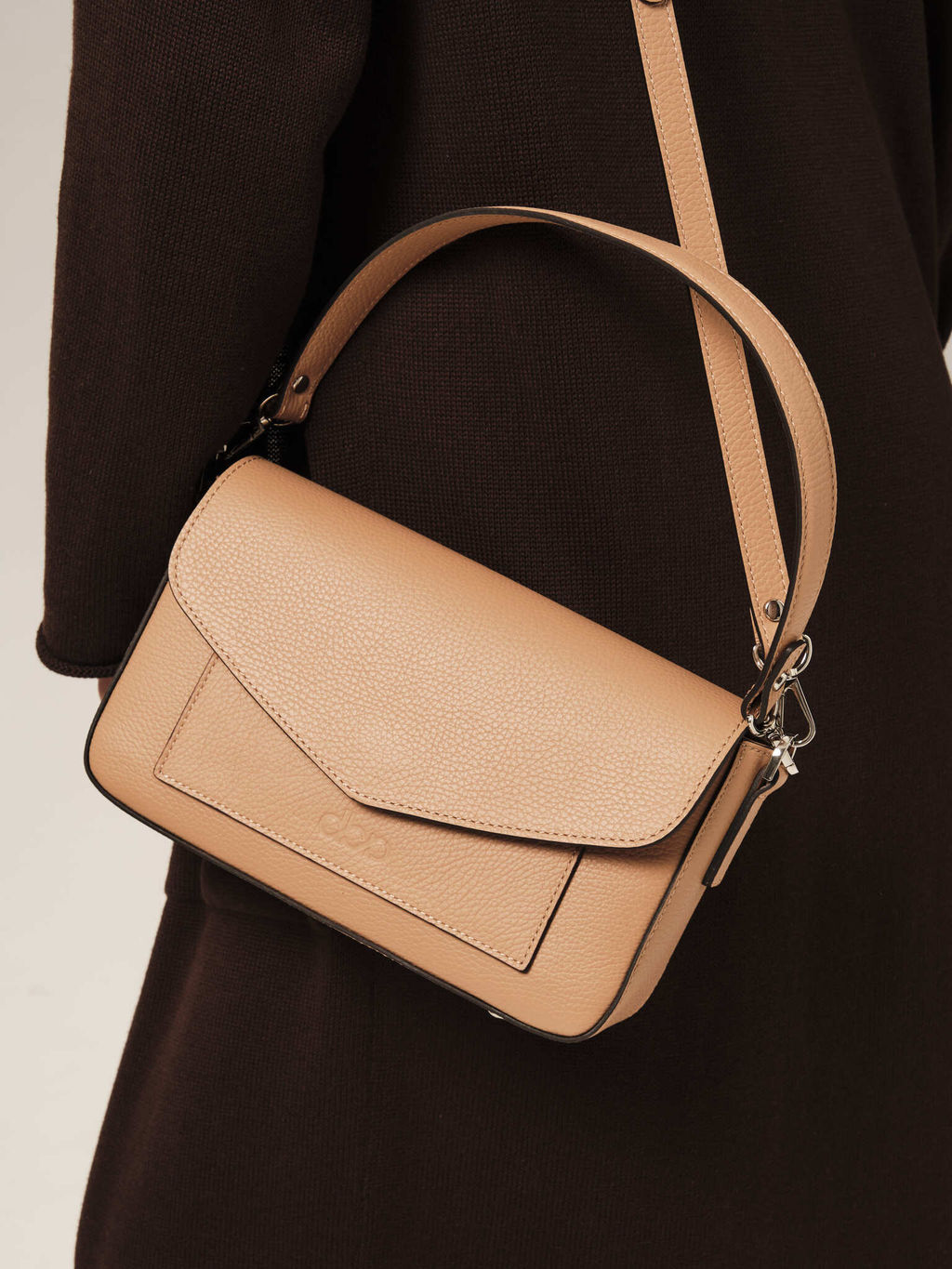 Кожаная сумка Rosie DBR 31158 бежевая нуга фото 6