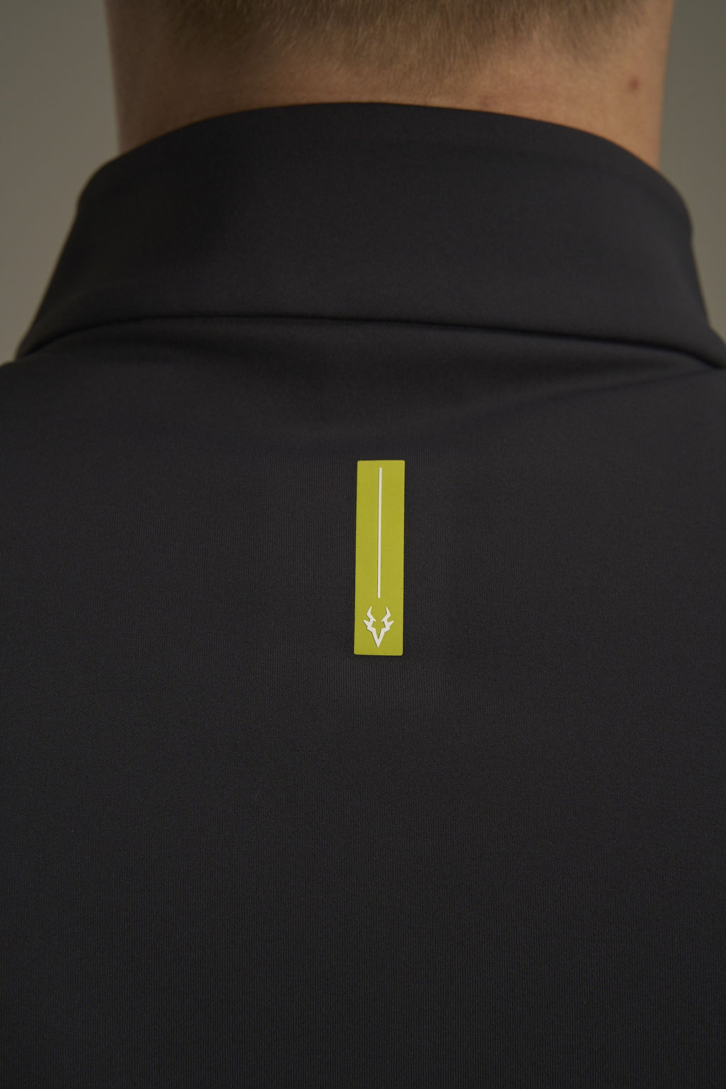 Куртка утепленная Черный ANTA RUNNING Woven Track Top