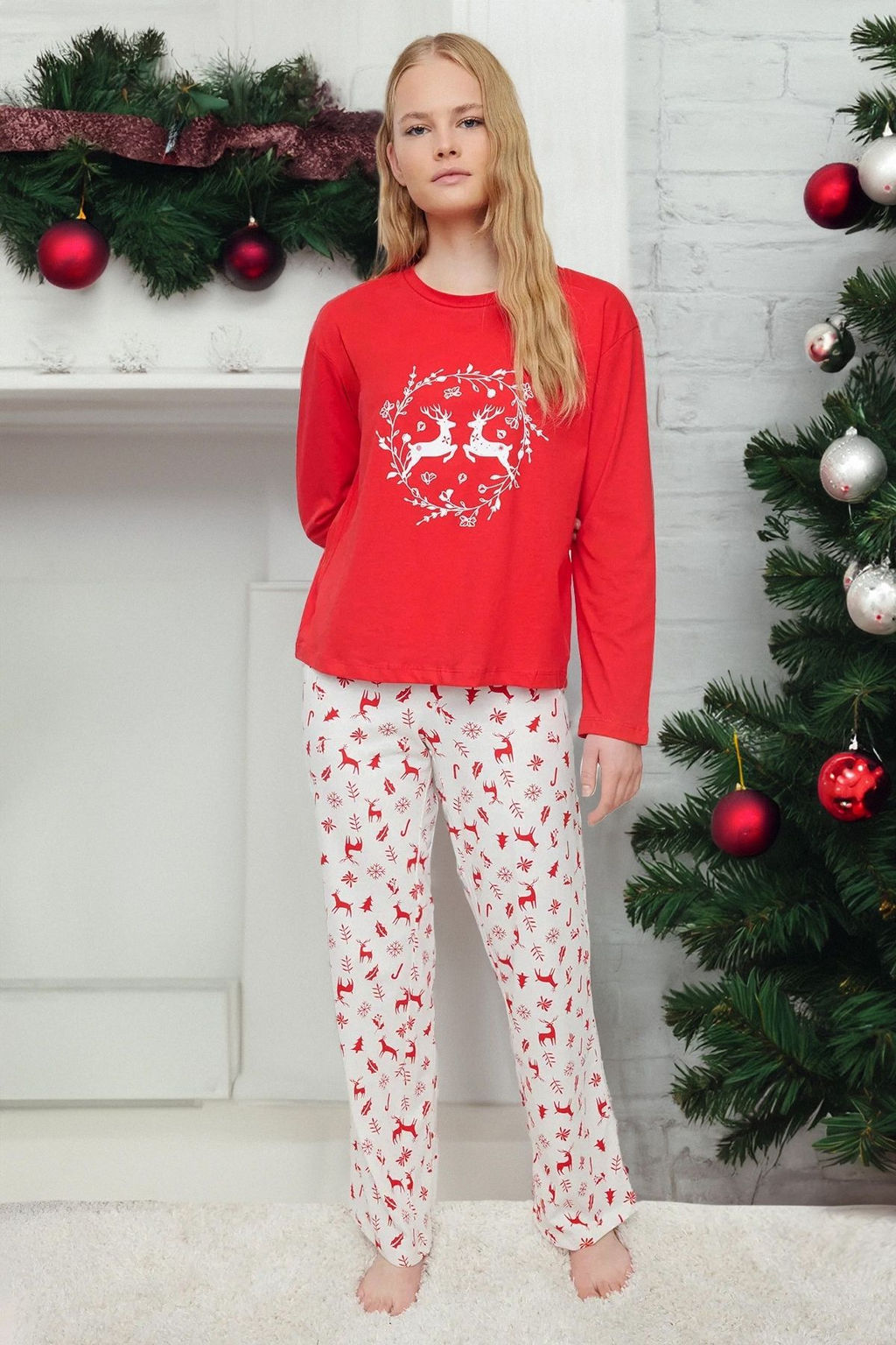 K?rm?z? %100 Pamuklu Y?lbas? Temal? Orme Pijama Tak?m? THMAW25PT00117
