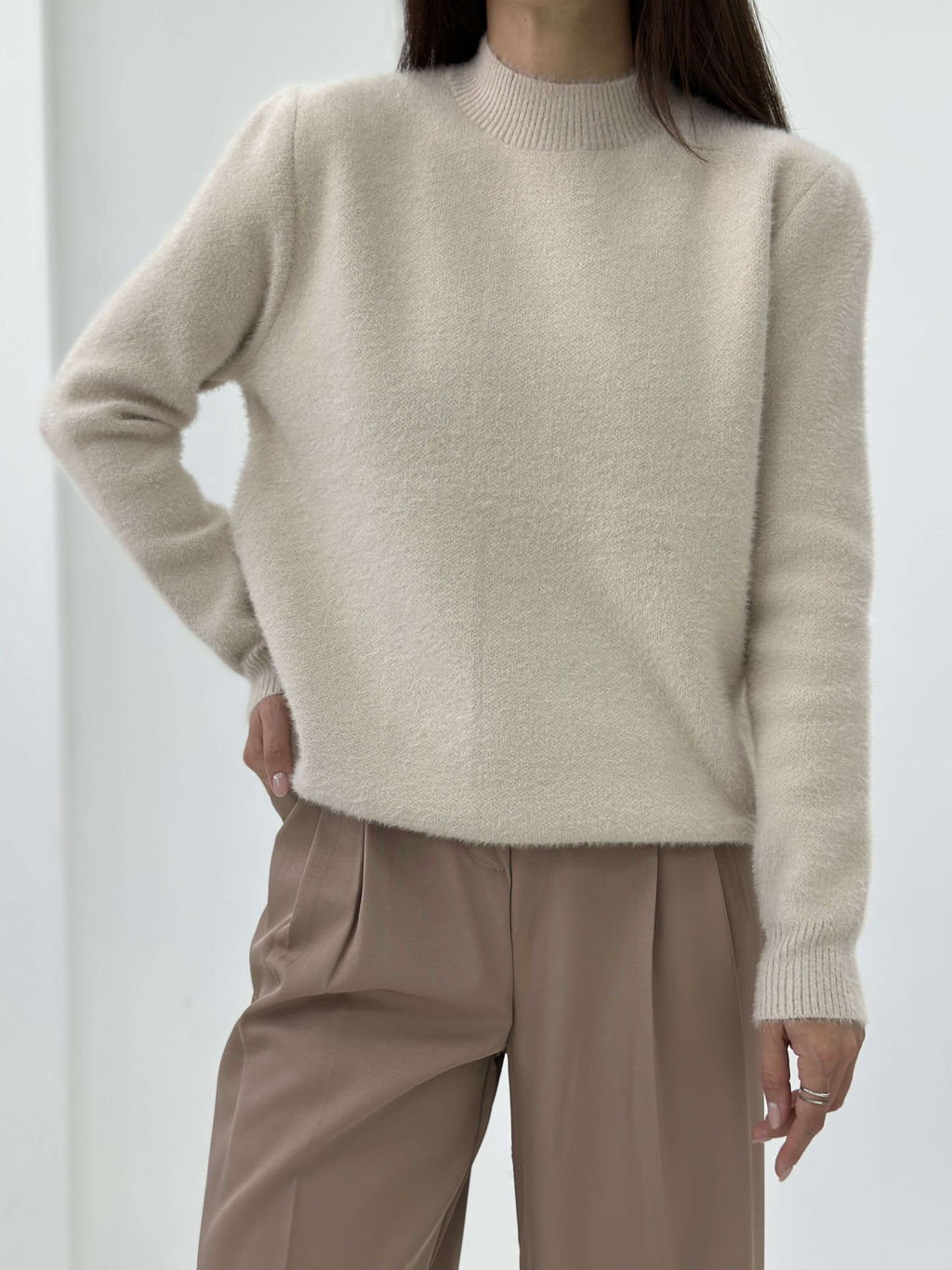 Свитер Fluffy (бежевый)