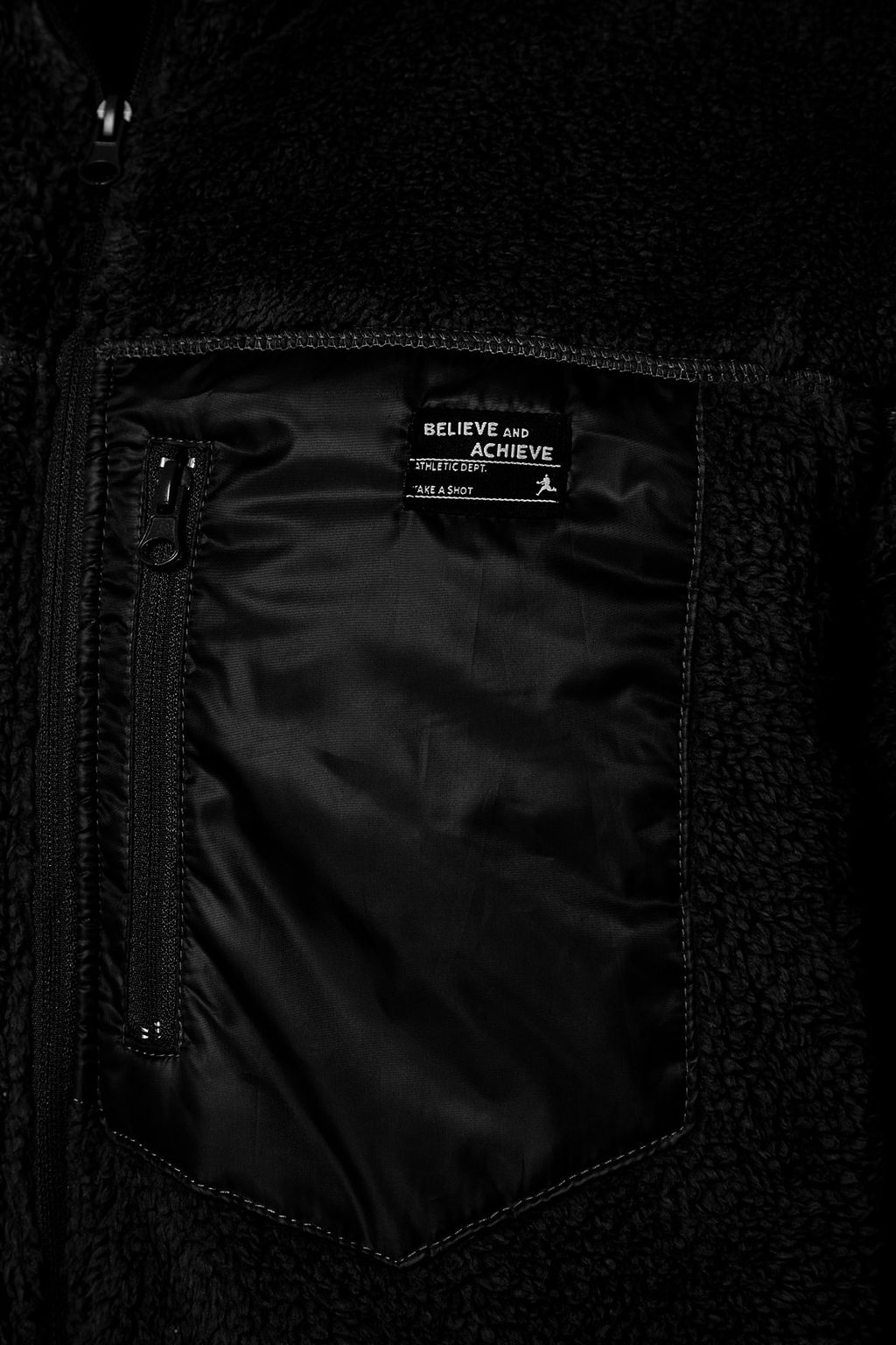 TRENDYOL MAN Siyah Regular Fit Etiket Detayl? Welsoft Pelus K?sl?k Mont TMNAW24MO00007 - Trendyolmilla фото 9