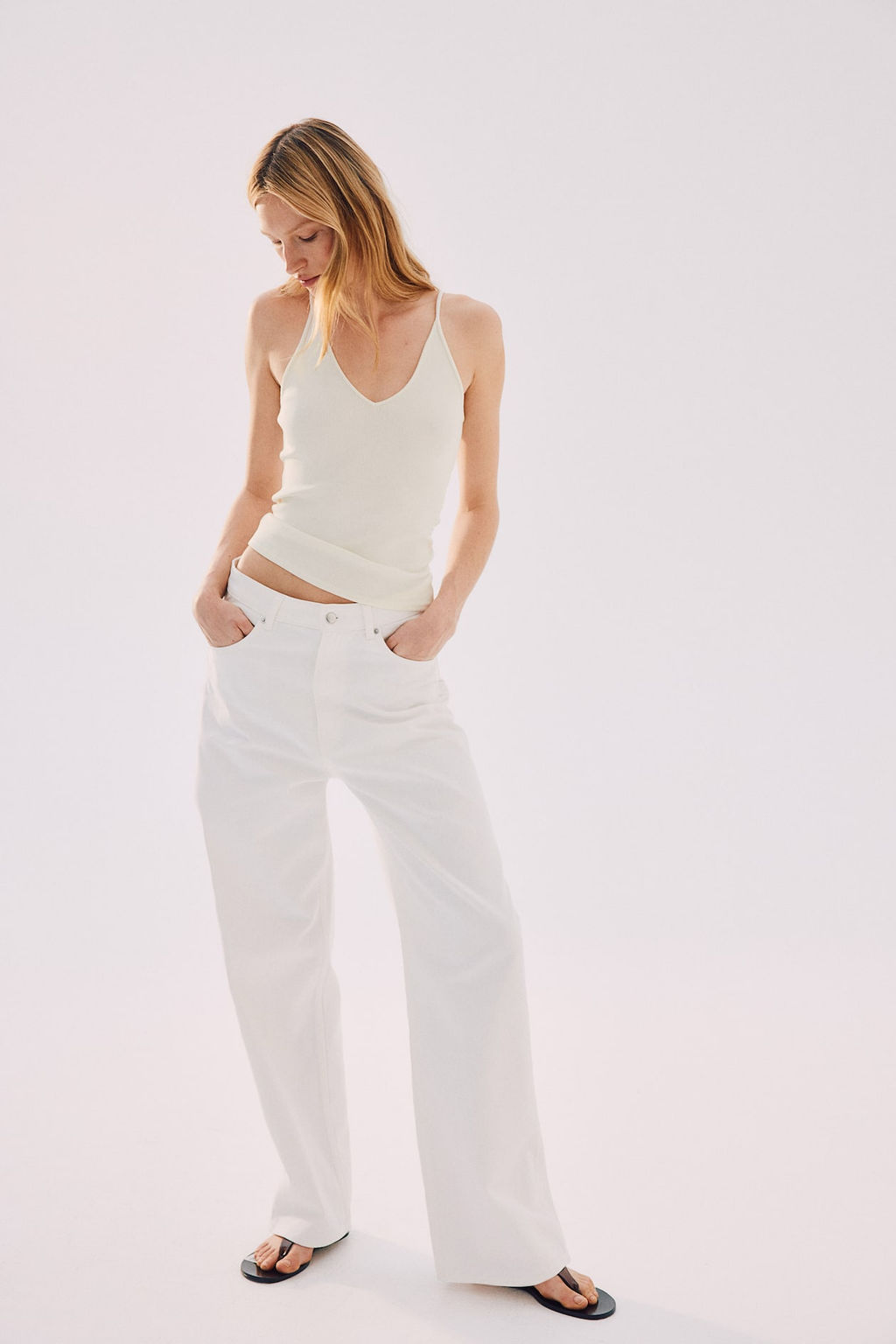 Top de tirantes finos con escote en V - H&m фото 2