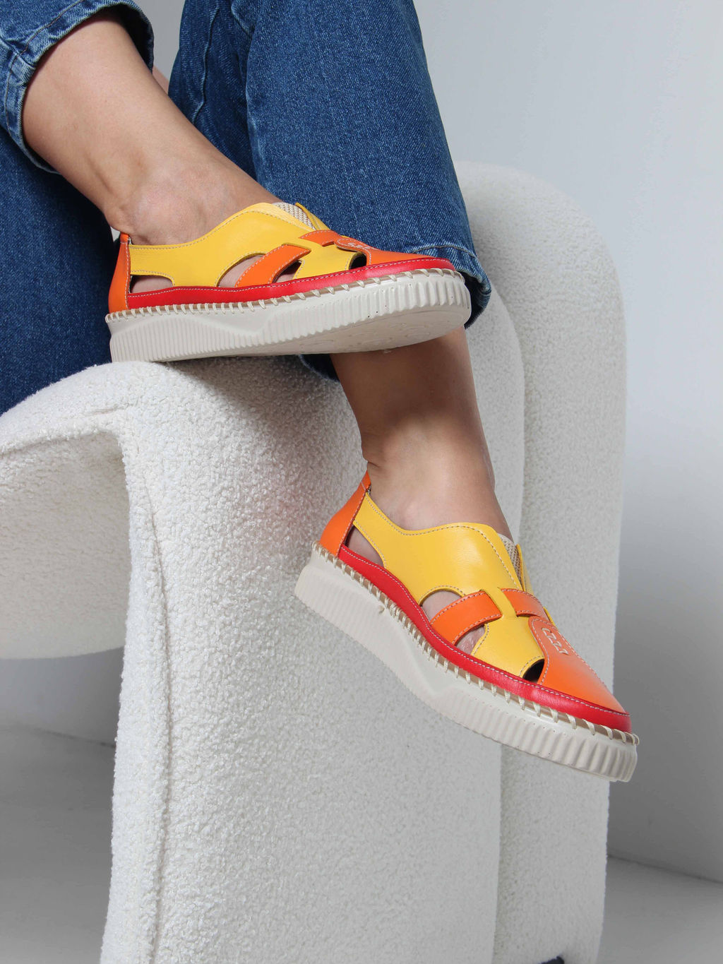 Слипоны 116.2500be. Желтый оранжевый красный