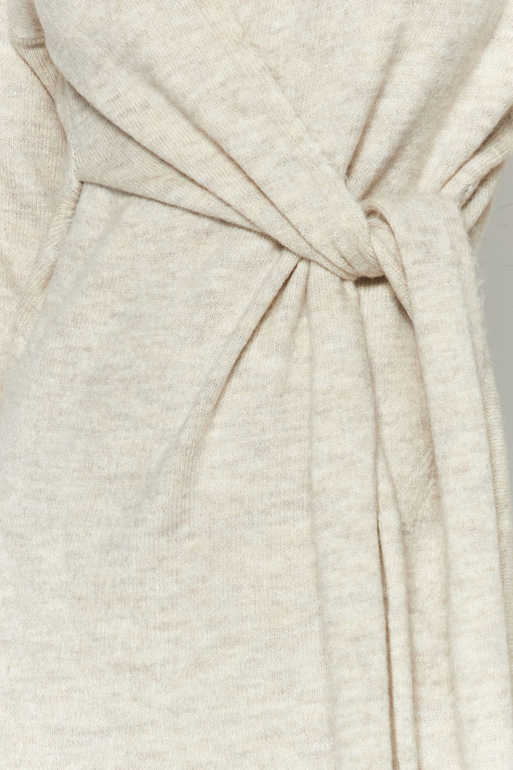 Tas Yumusak Dokulu Midi Triko Kruvaze Yaka Baglamal? Elbise TWOAW21EL0260