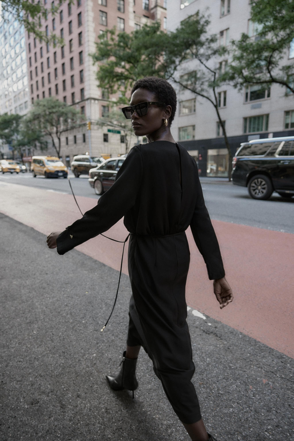BELTED CREPE MIDI DRESS - Zara фото 5