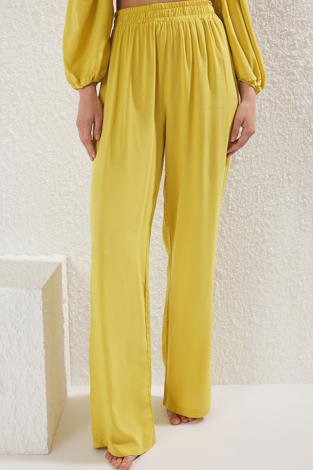 Yesil Dokuma Baglama Detayl? Plaj Bluz-Pantolon Tak?m TBESS23AU00072