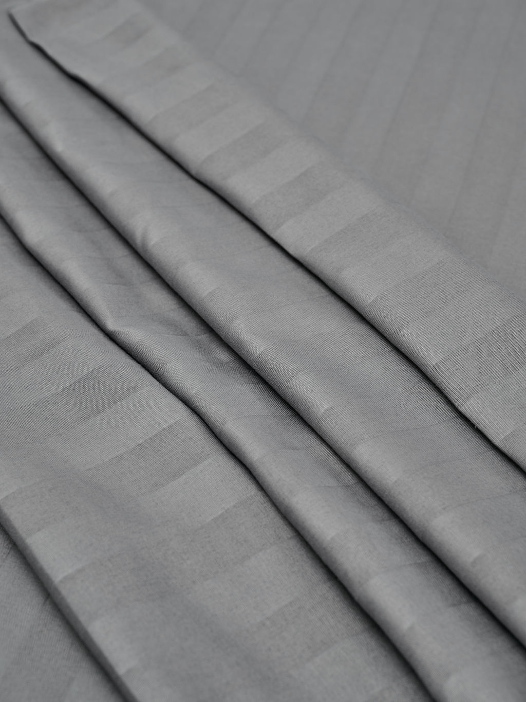 Комплект наволочек Микрофибра Страйп - Светлый серый 50х70