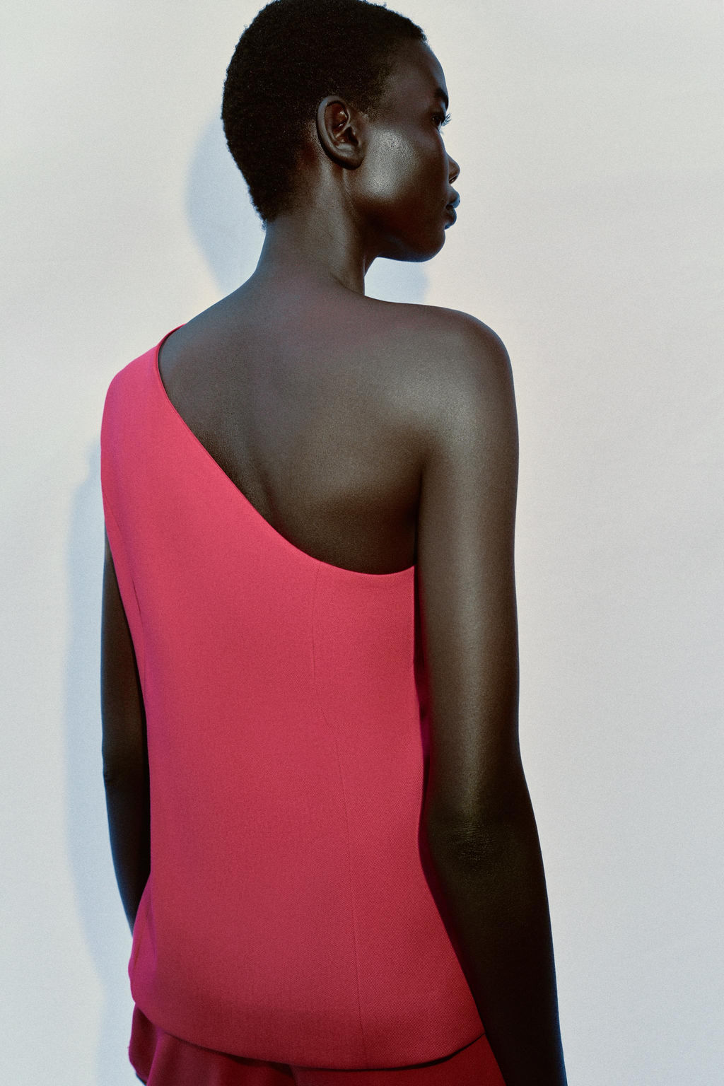 CHALECO ASIM?TRICO / Fucsia - Zara фото 4