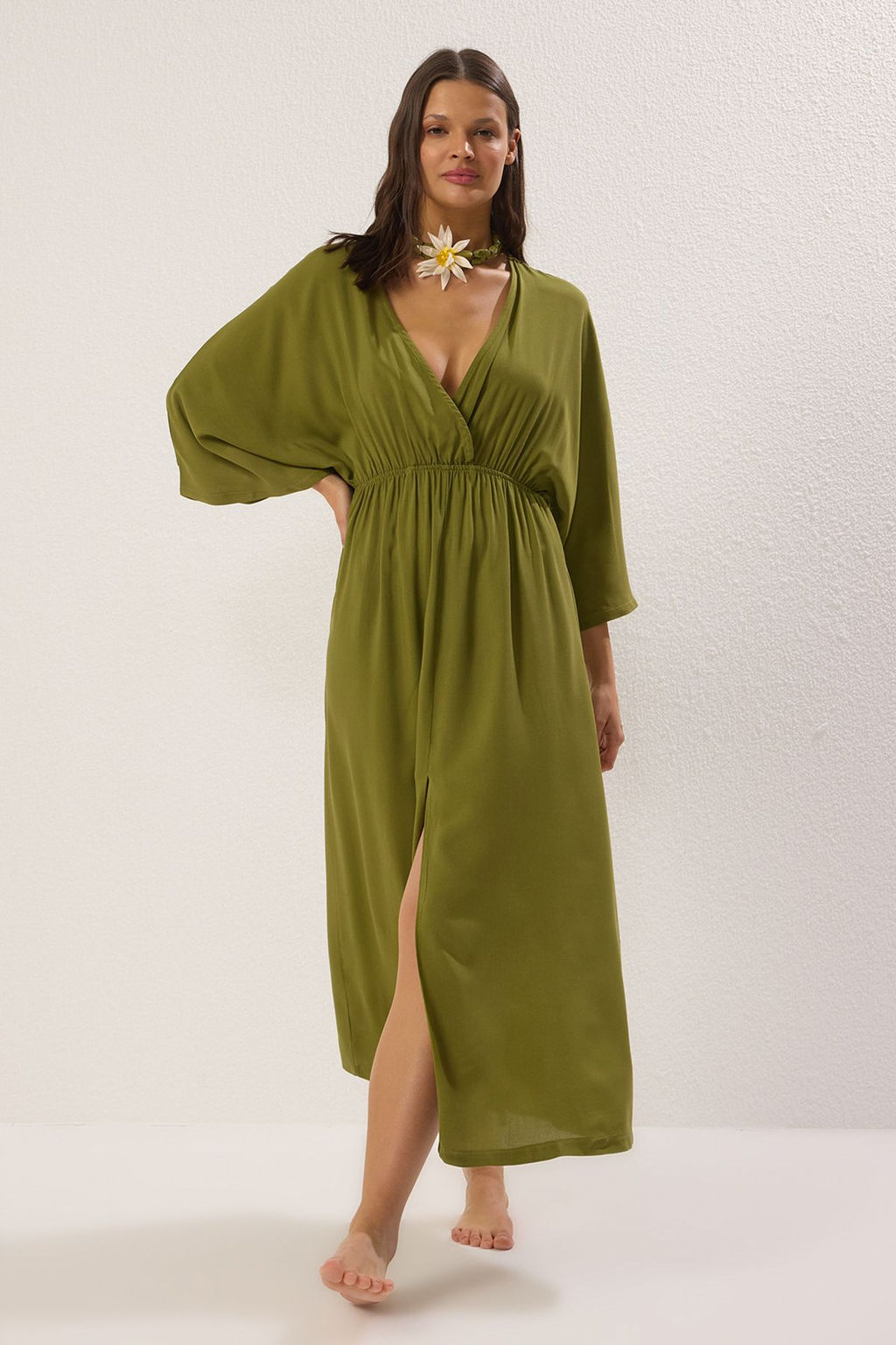 Yesil Dokuma Buzgulu Maxi Plaj Elbise TBESS25EL00083 - Trendyolmilla фото 2