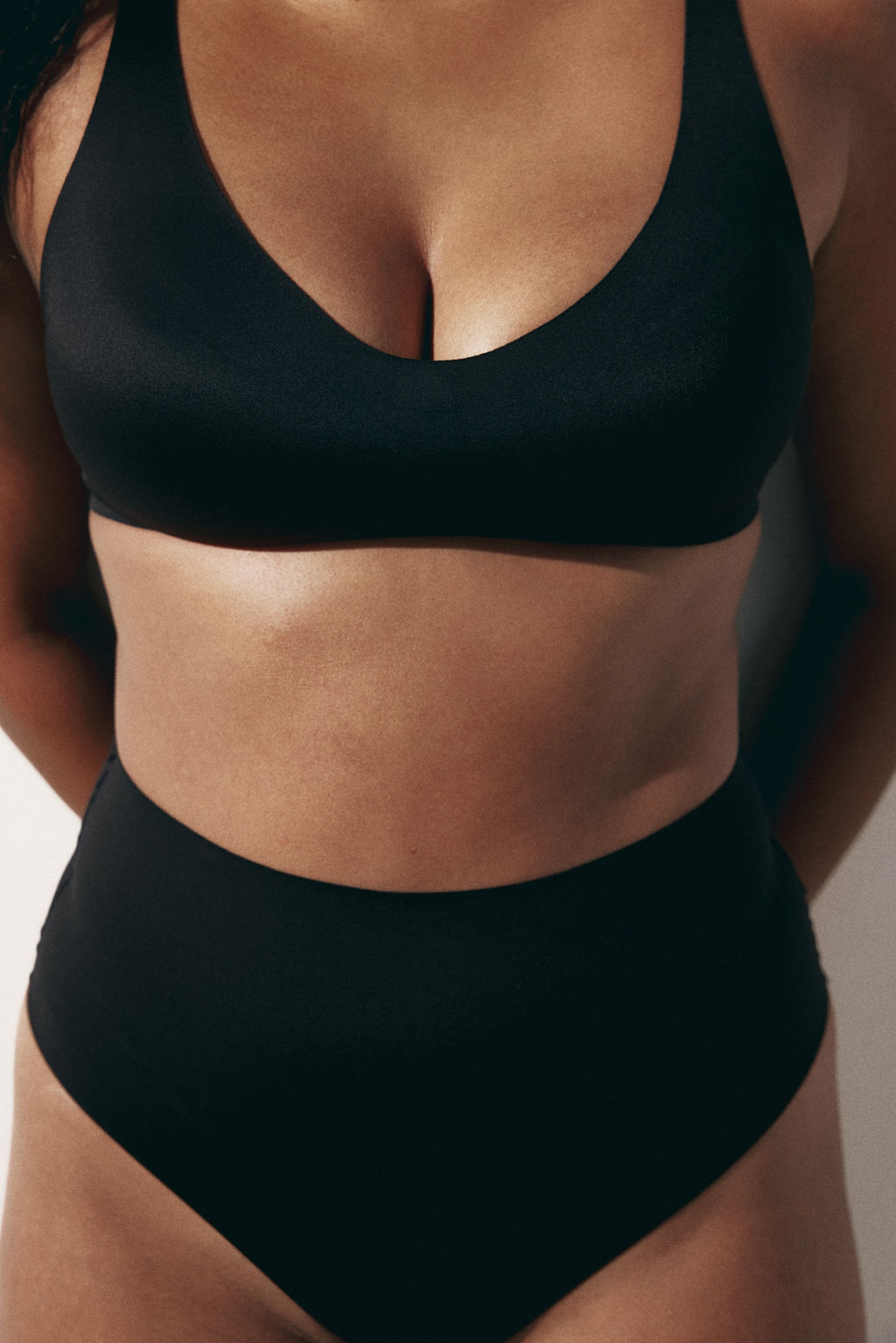 Braga Brazilian de microfibra Medium shape - H&m фото 5