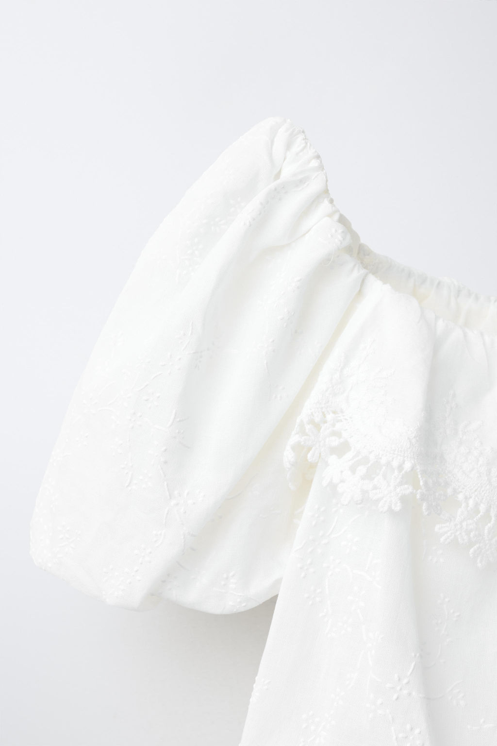 TOP ABULLONADO BORDADOS / Blanco - Zara фото 3