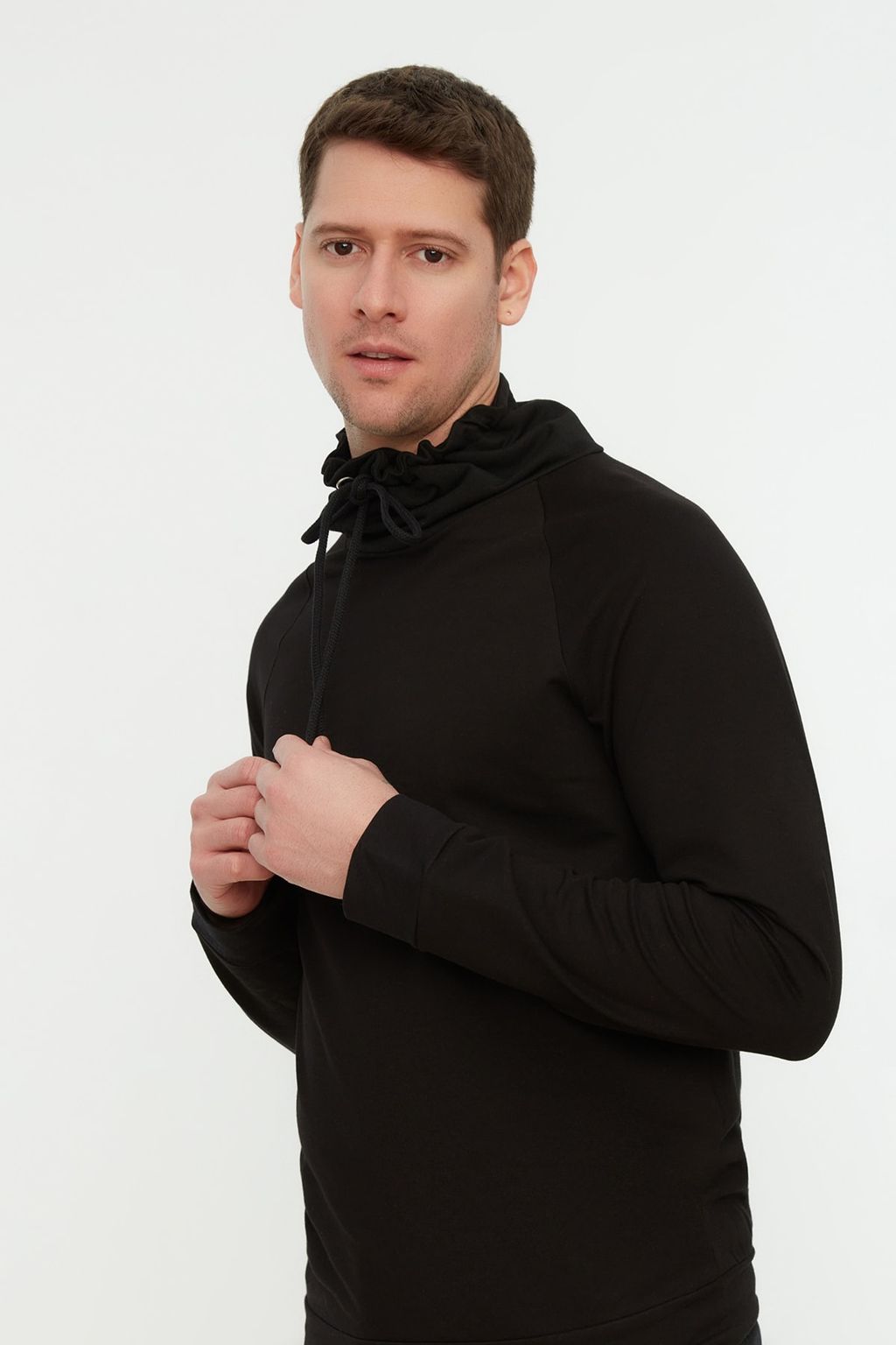 Siyah Regular/Normal Kesim Degaje Yaka Uzun Kollu Sardonsuz Sweatshirt TMNAW21SW0302 - Trendyolmilla фото 5