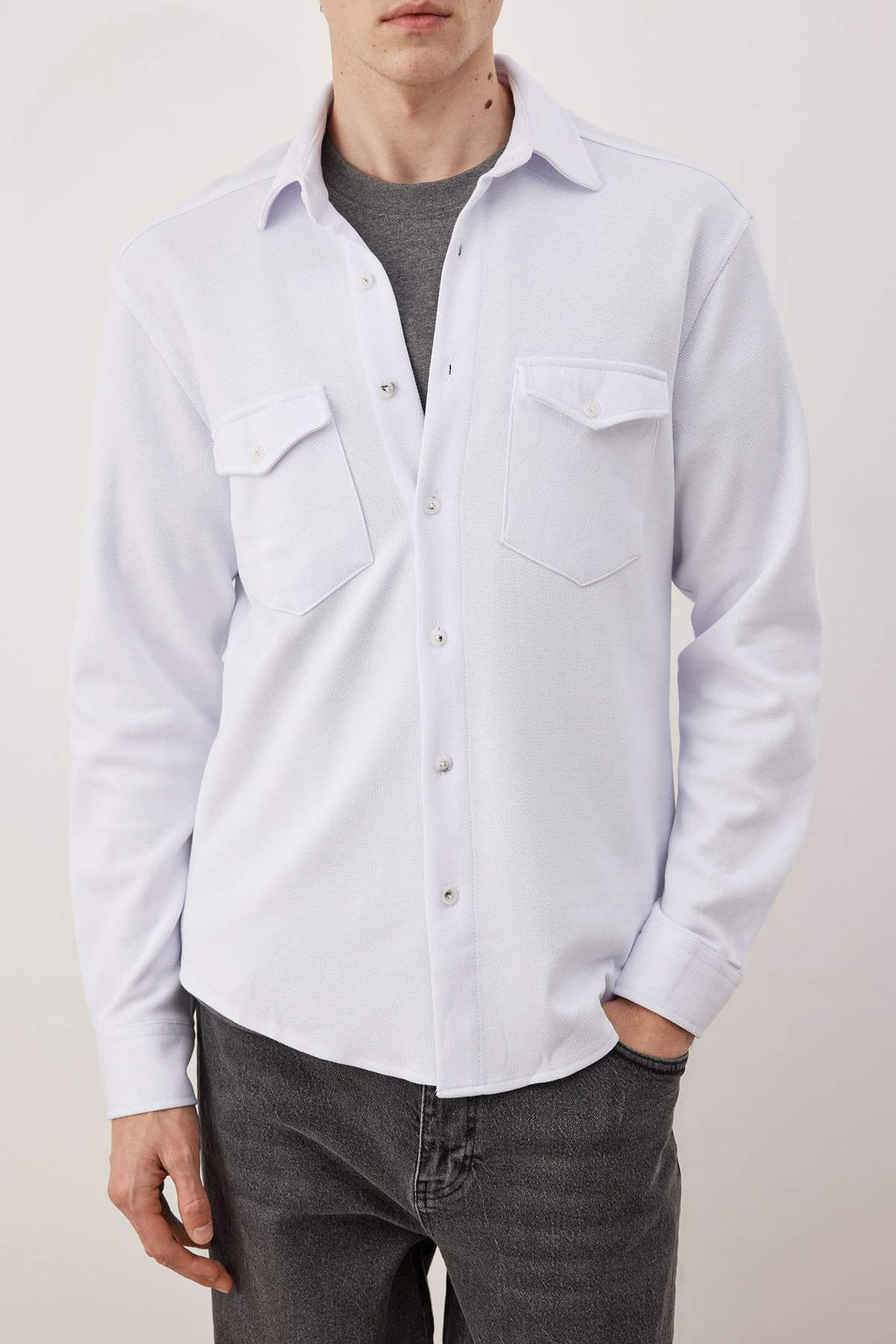 Siyah Regular Erkek Gomlek TMNAW26GO00019 - Trendyolmilla фото 9