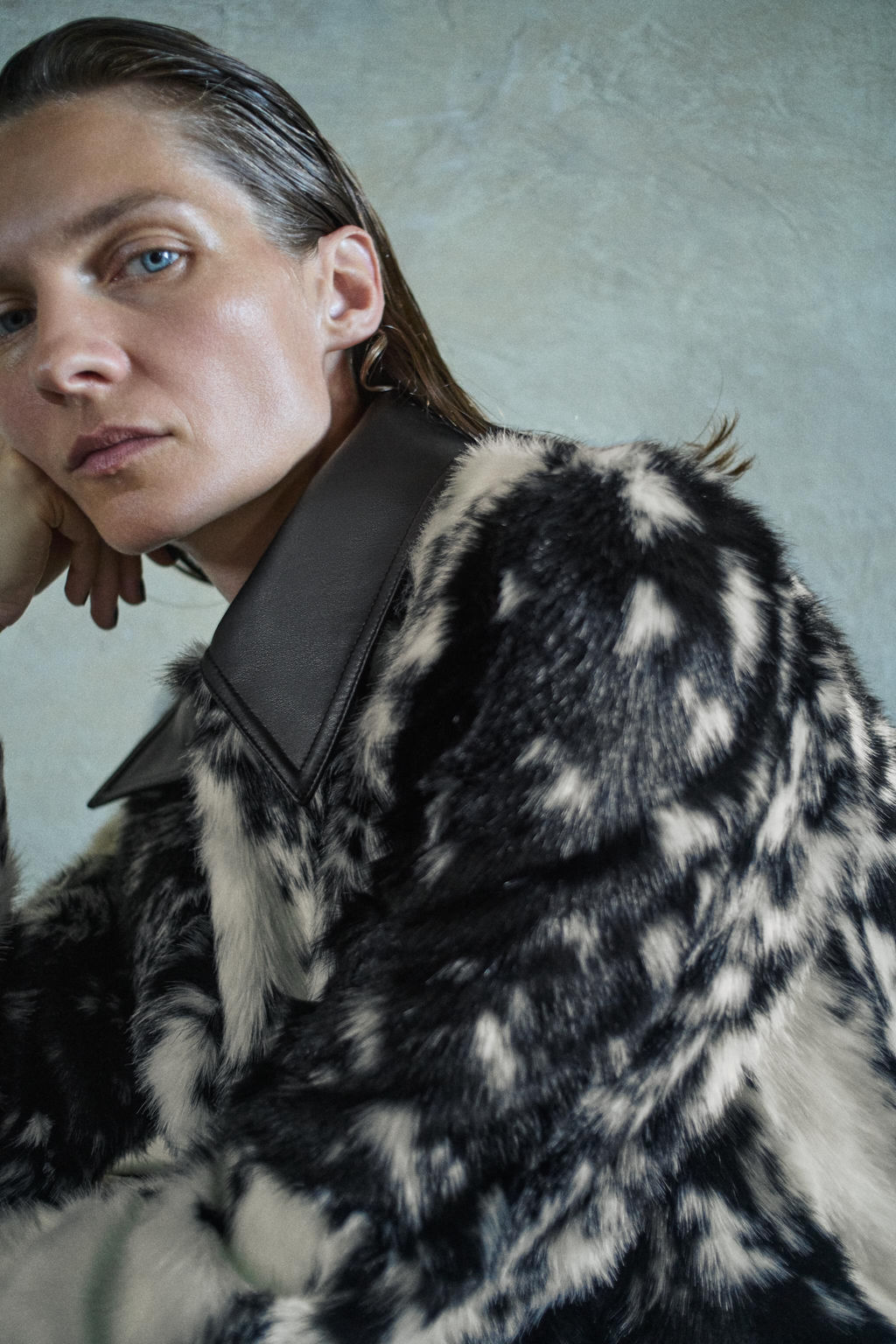 ABRIGO ESTAMPADO ANIMAL - THE ITEM ZARA WOMAN / Negro / Blanco  фото 4
