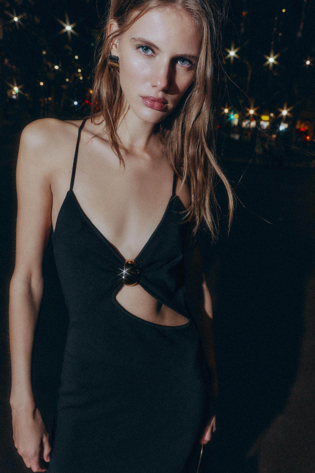 KNIT DRESS WITH CUT OUT DETAIL - Zara фото 20