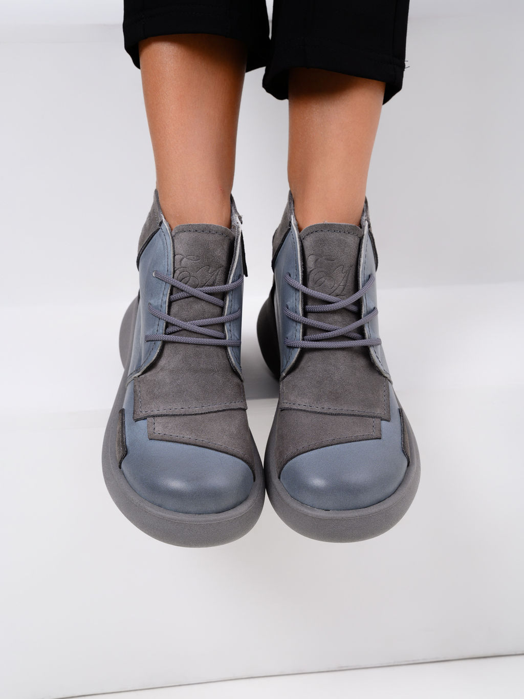 Ботинки 305.927gr.Серая вакса+серый замок замша/байка