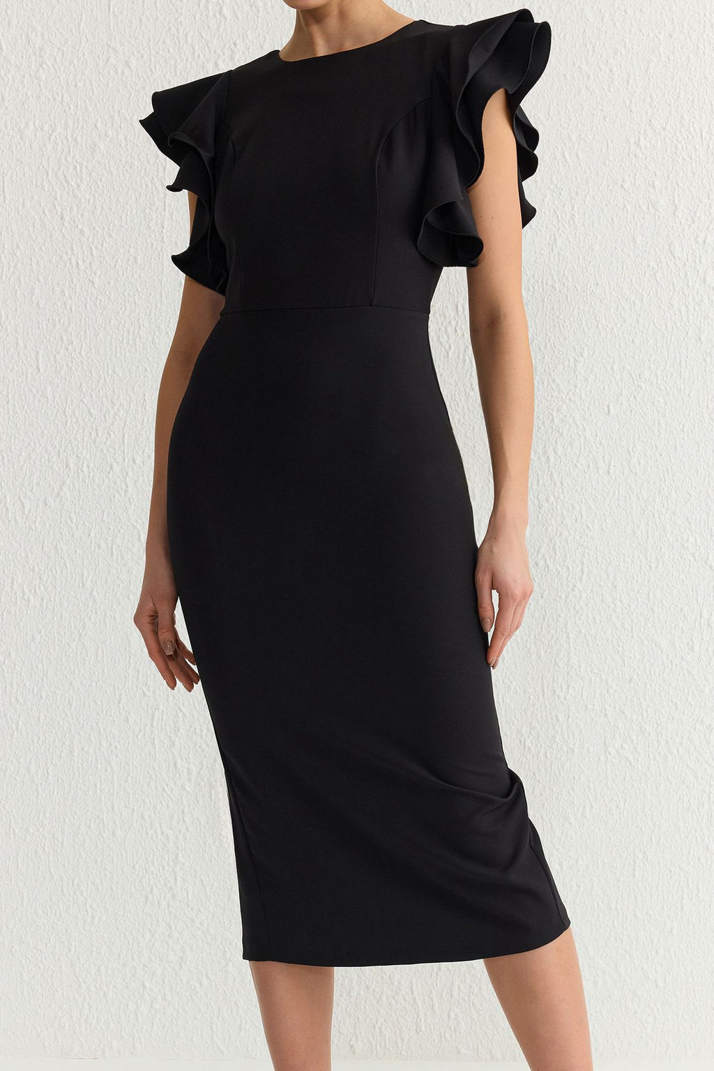 Siyah Vucuda Oturan Volan Detayl? S?k Abiye Gece Mezuniyet Elbisesi TPRSS25EL00095