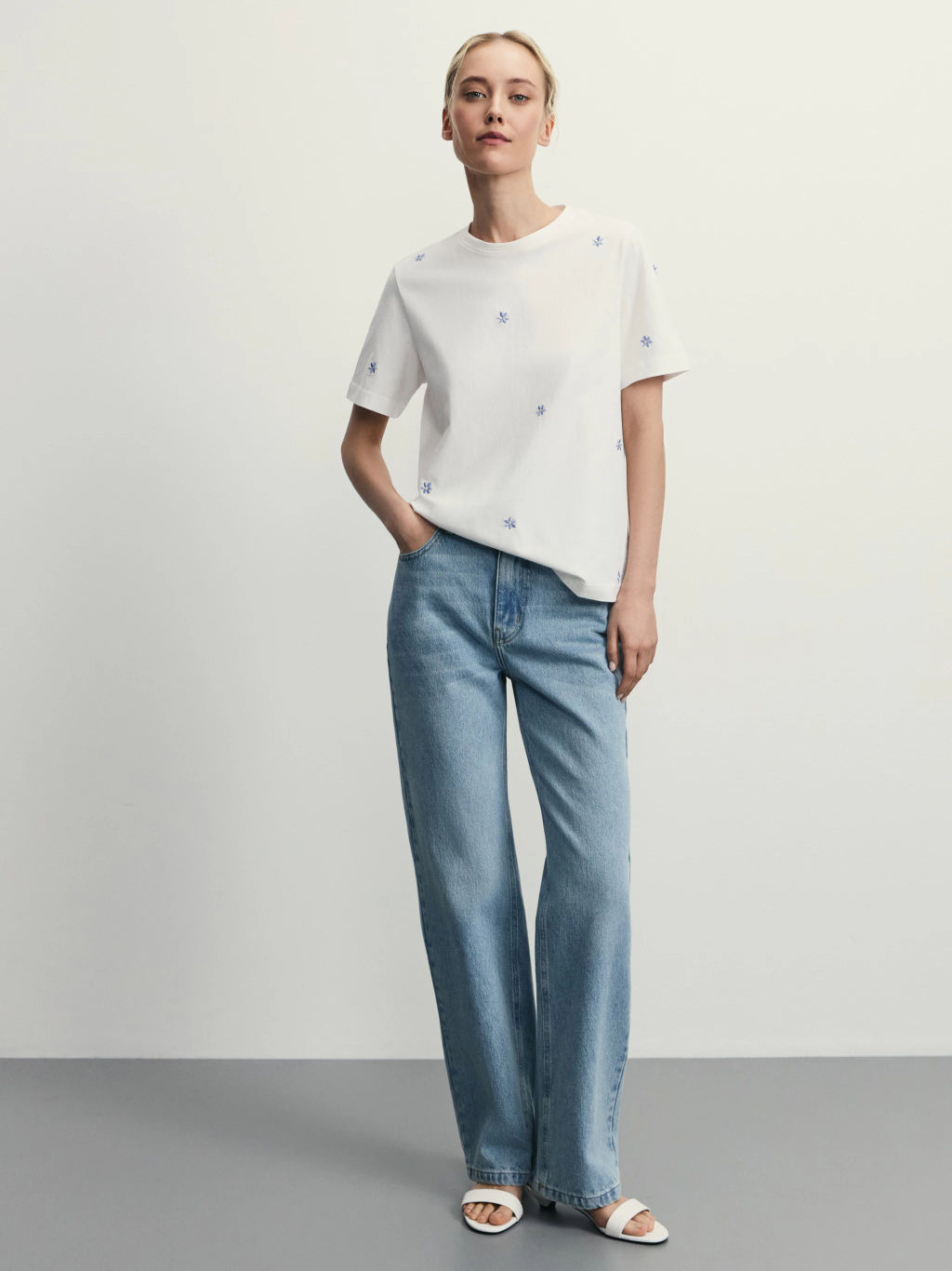 Футболка из хлопка с вышивкой / Zarina фото 3