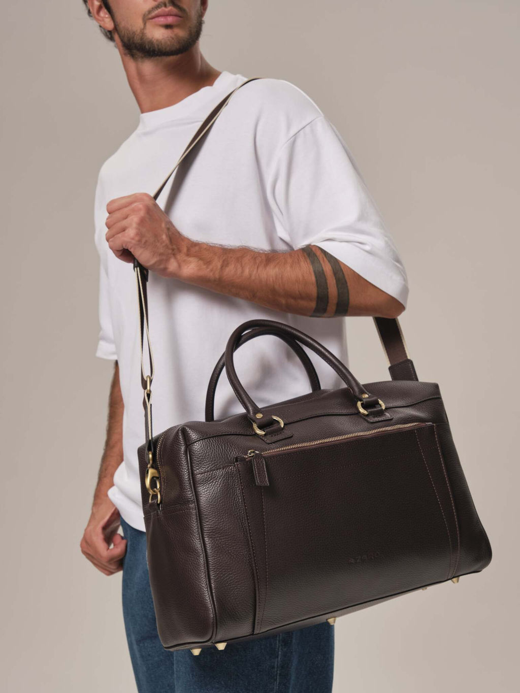 Сумка дорожная Azaro 8048 т.коричневый